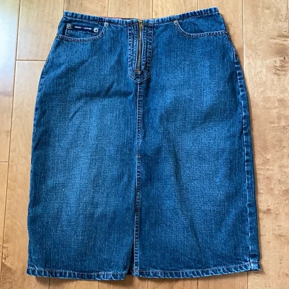 DKNY Women's Denim Skirt Sz 4 - Picture 1 of 10